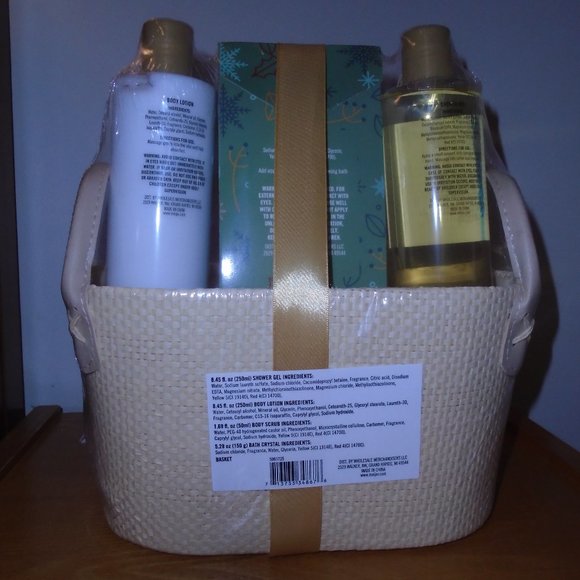 Lavender Bath Basket~5 Piece Set~ - Picture 3 of 3